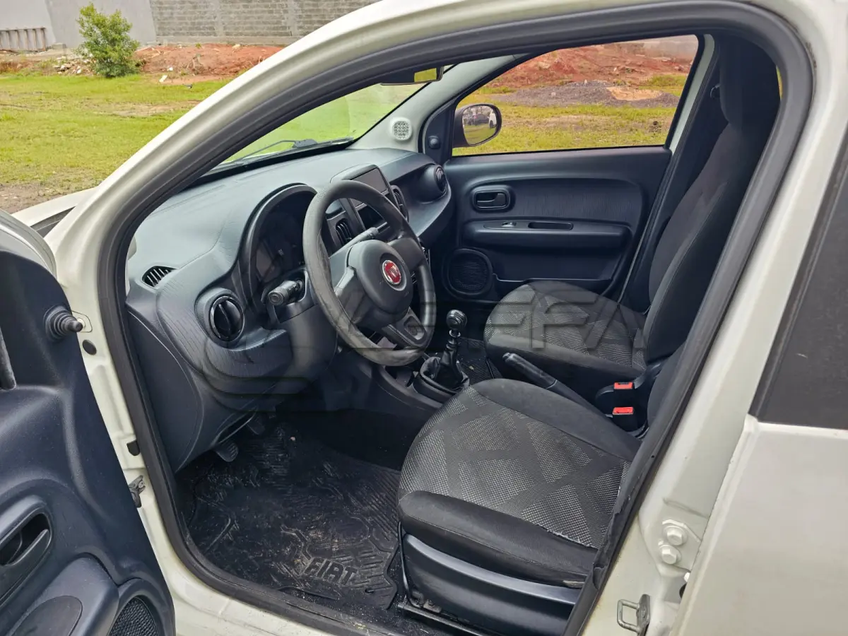 LOTE 002 - Um veículo automóvel FIAT/MOBI LIKE (Nacional) , corbranca, a álcool/gasolina, ano de fabricação e modelo 2019/2020, placa QTK9664