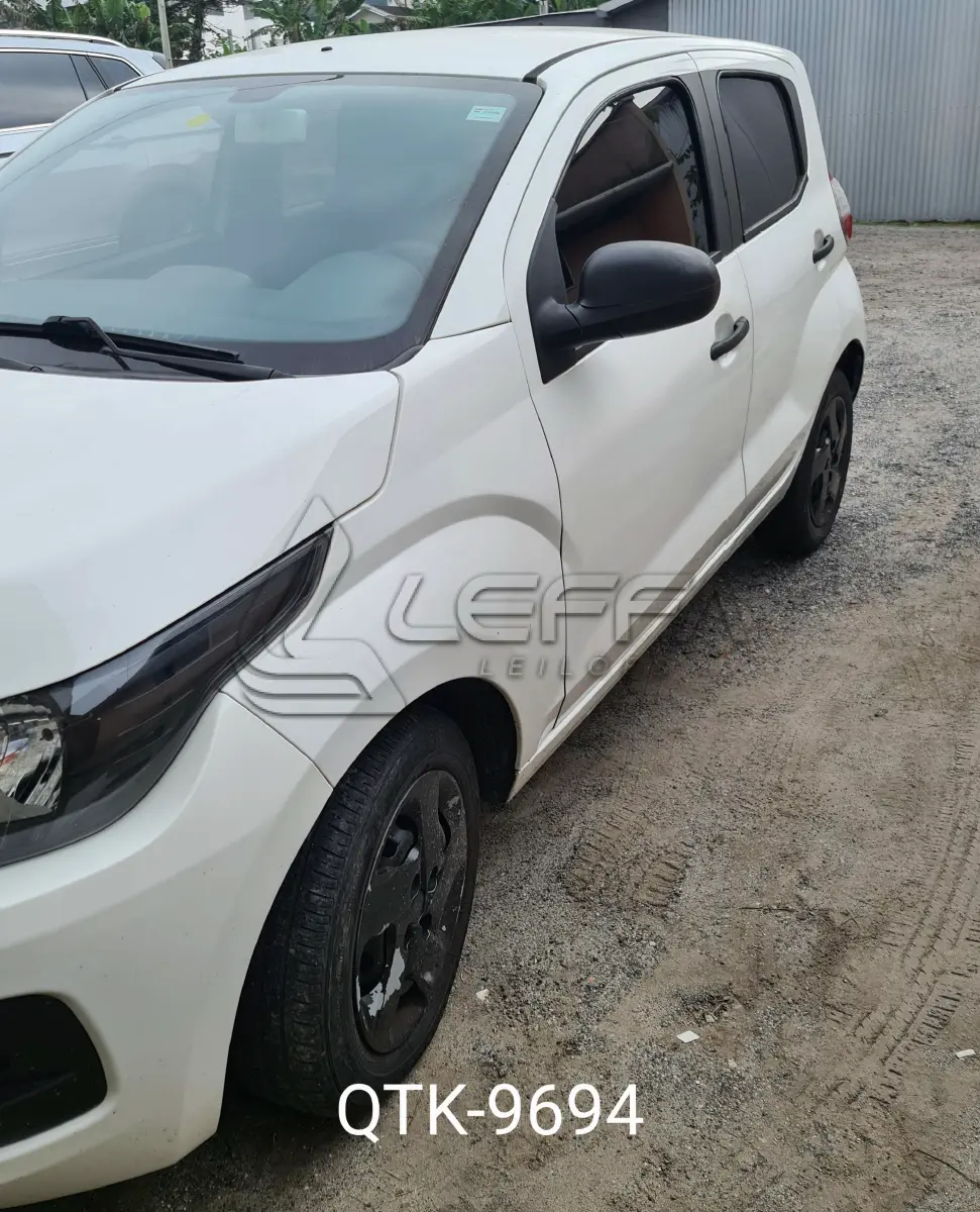 LOTE 003 - Um veículo automóvel FIAT/MOBI LIKE (Nacional) , cor branca, a álcool/gasolina, ano de fabricação e modelo 2019/2020, placa QTK9694