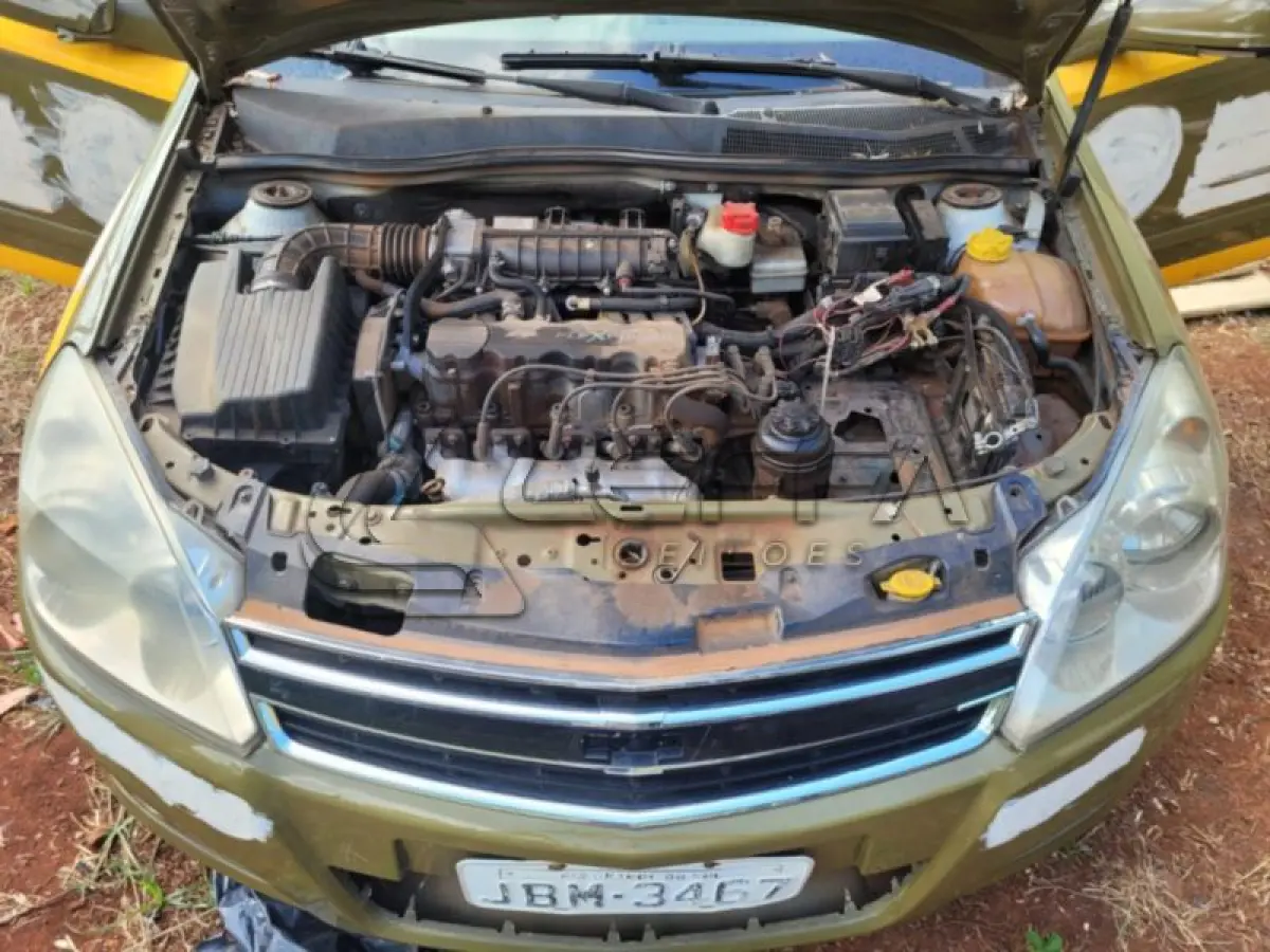 LOTE 008 - GM/VECTRA SD EXPRESSION