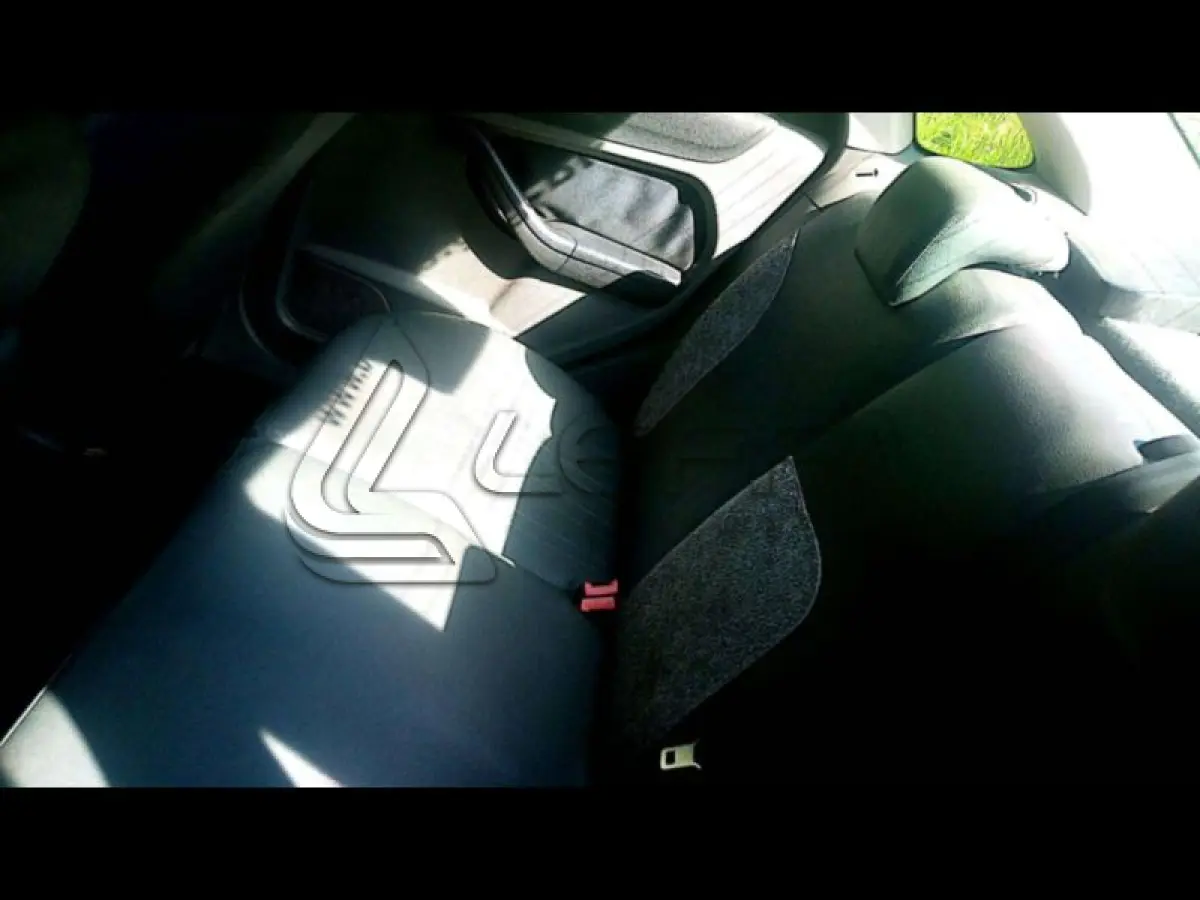 LOTE 040 - I/FORD FOCUS 2.0L FC