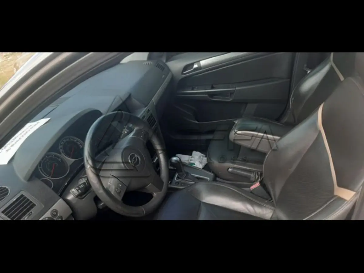 LOTE 091 - GM/VECTRA SEDAN ELITE