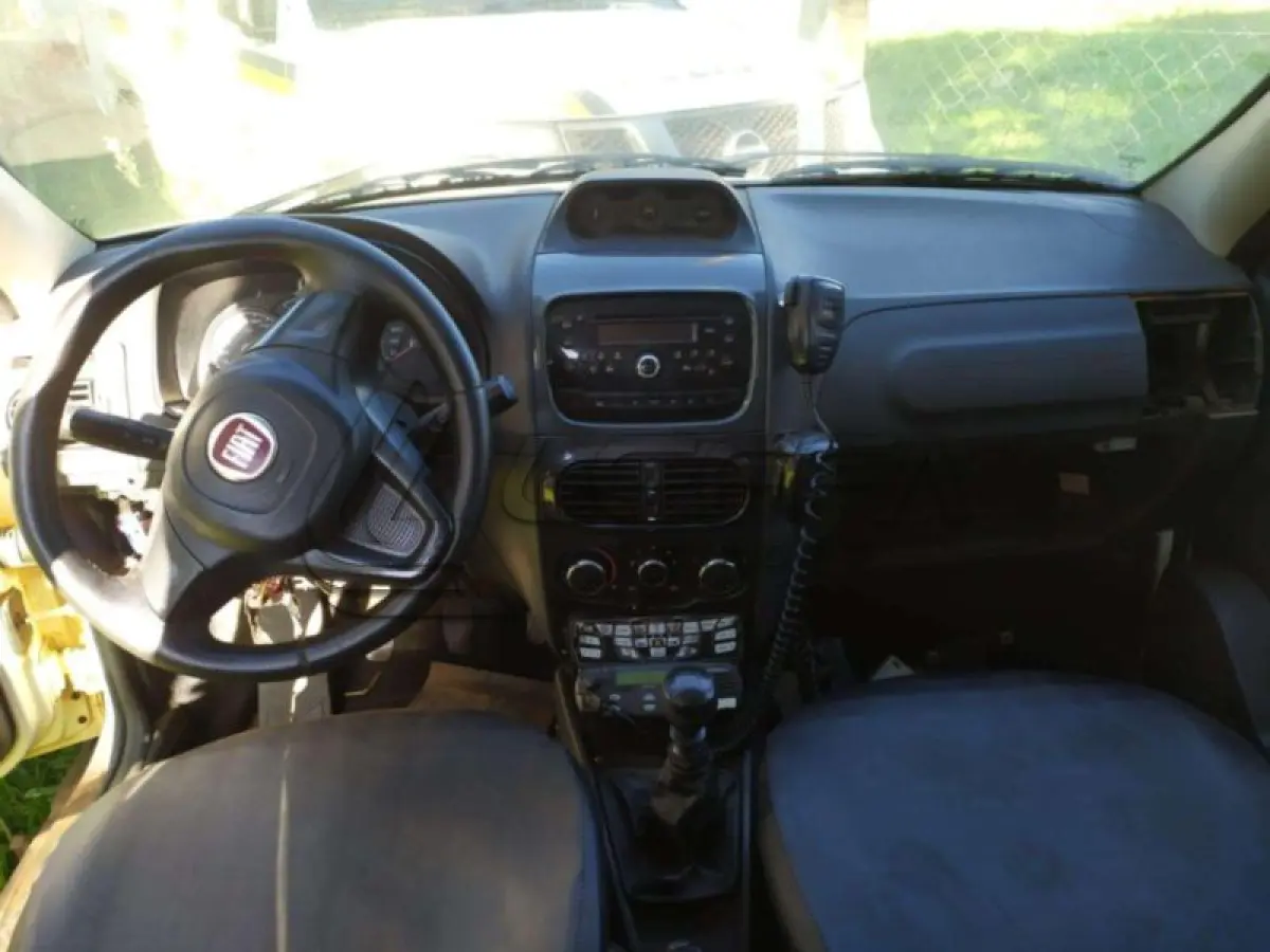 LOTE 011 - FIAT/WEEKEND ADVENTURE