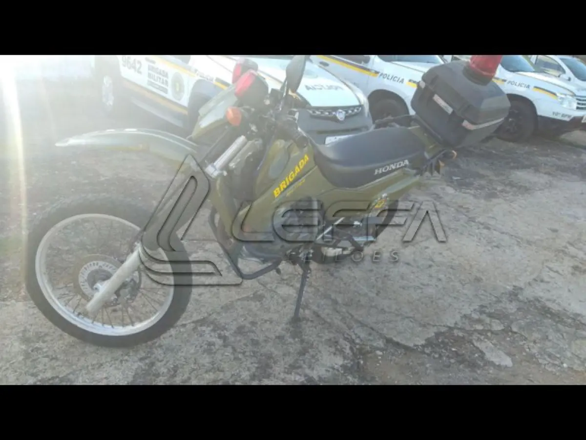 LOTE 052 - HONDA/XR 250 TORNADO