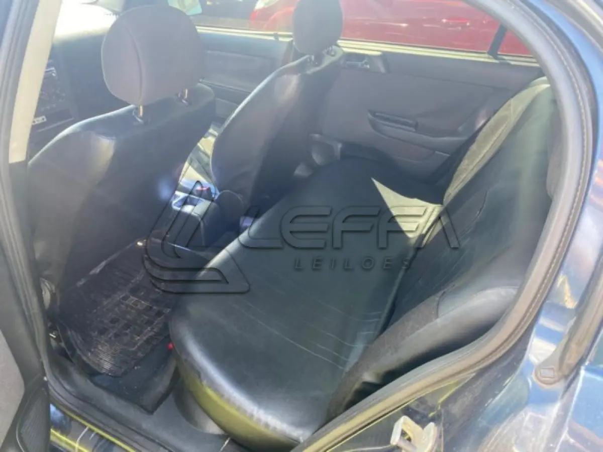 LOTE 083 - GM/ASTRA SEDAN ADVANTAGE