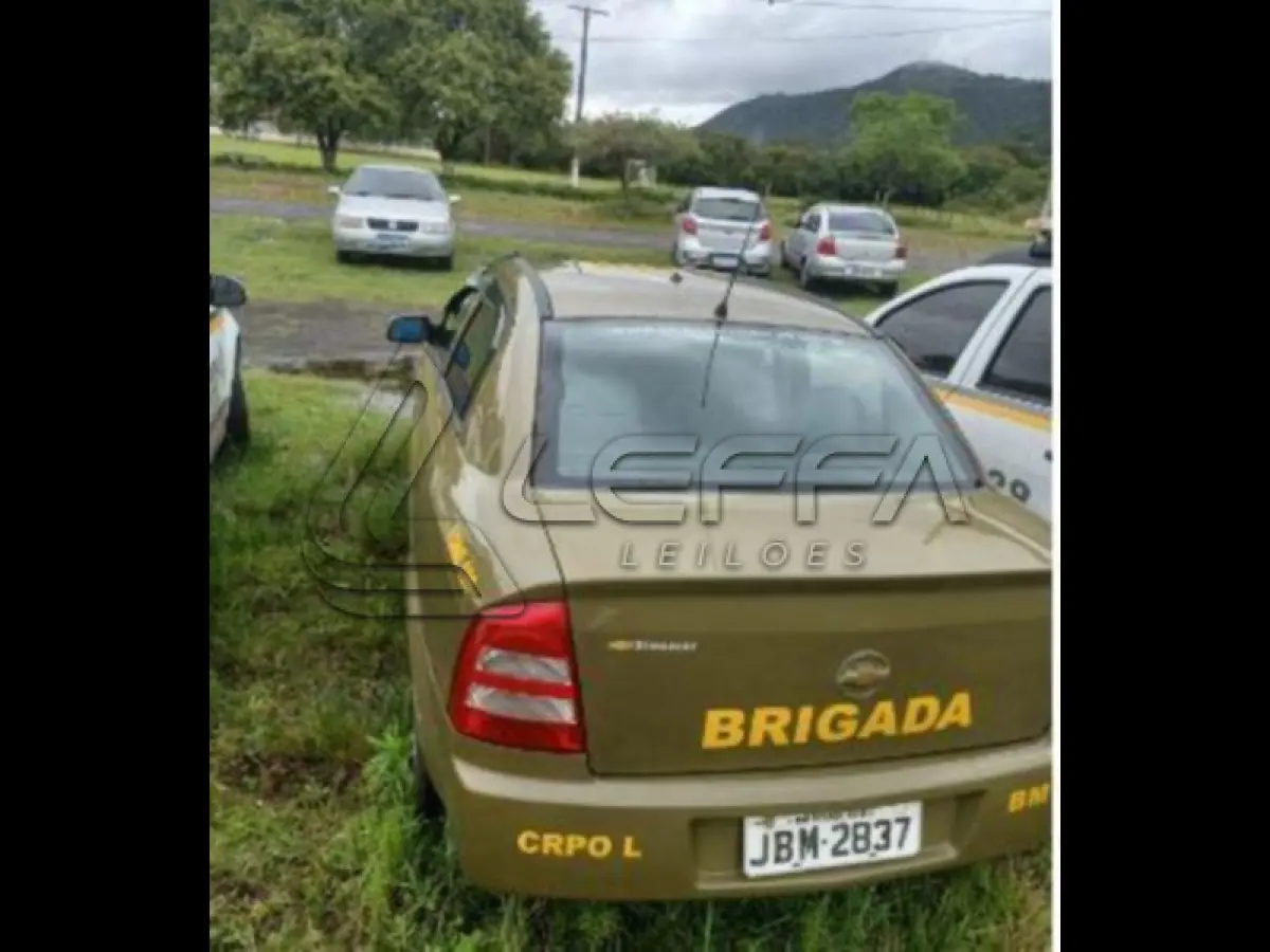 LOTE 081 - GM/ASTRA SEDAN ADVANTAGE