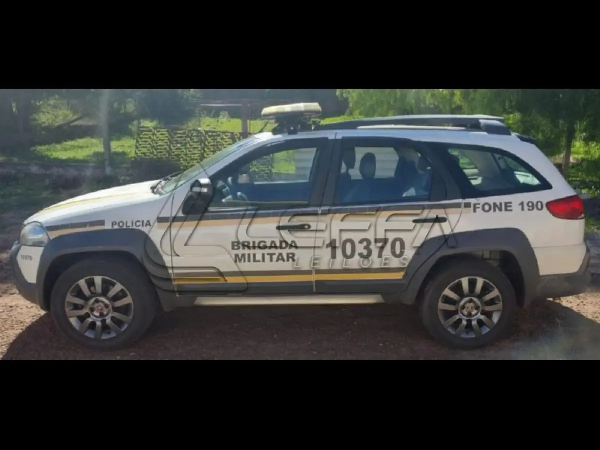 LOTE 012 - FIAT/WEEKEND ADVENTURE