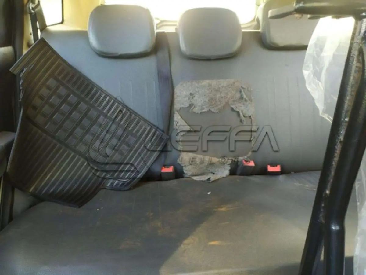 LOTE 011 - FIAT/WEEKEND ADVENTURE