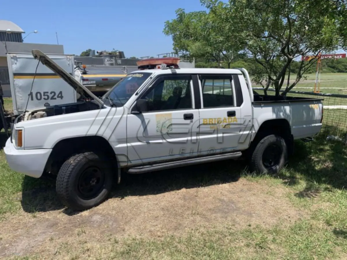 LOTE 007 - MMC/L200 4X4 L
