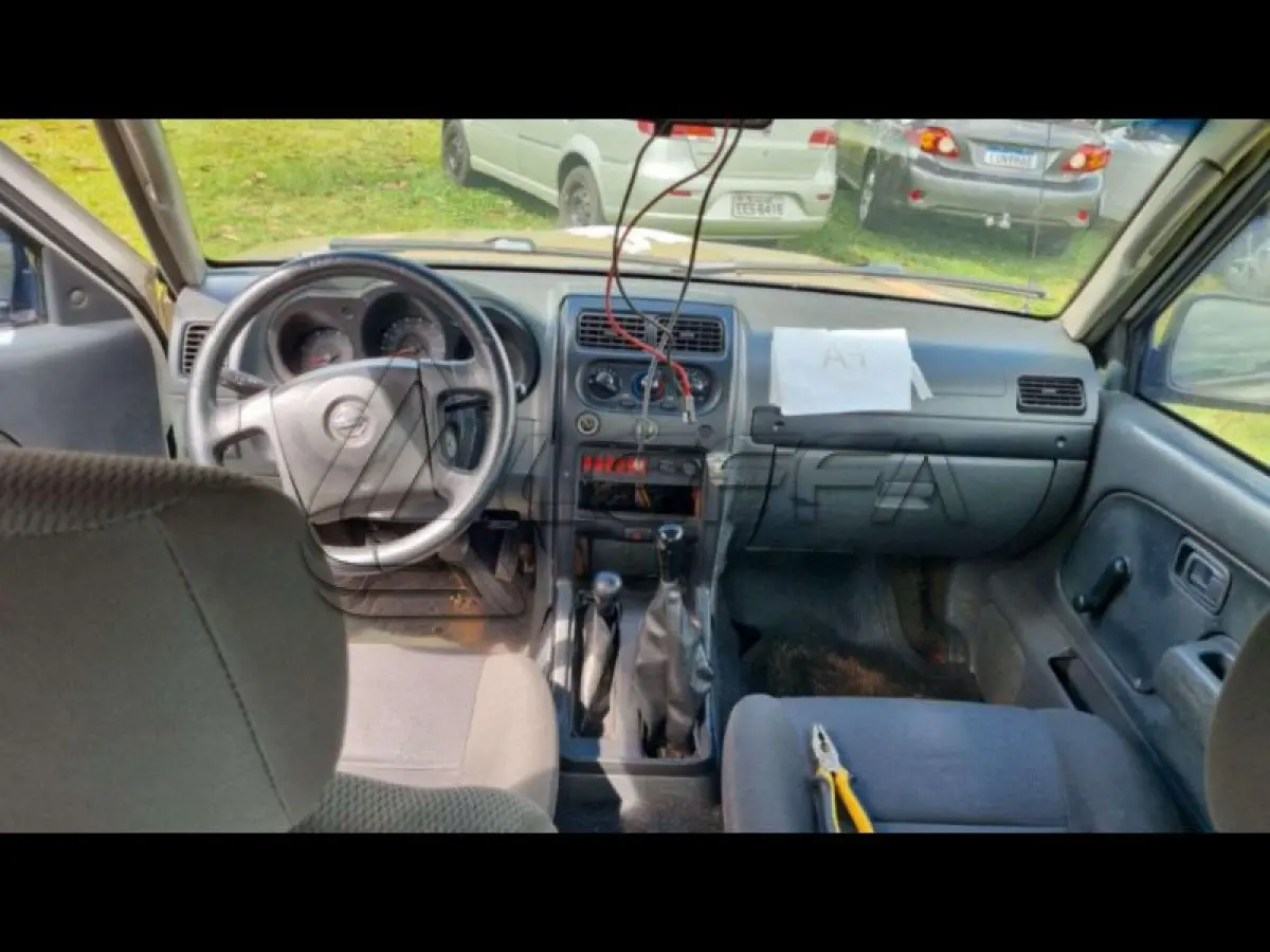 LOTE 060 - NISSAN/FRONTI ER 4X4 XE