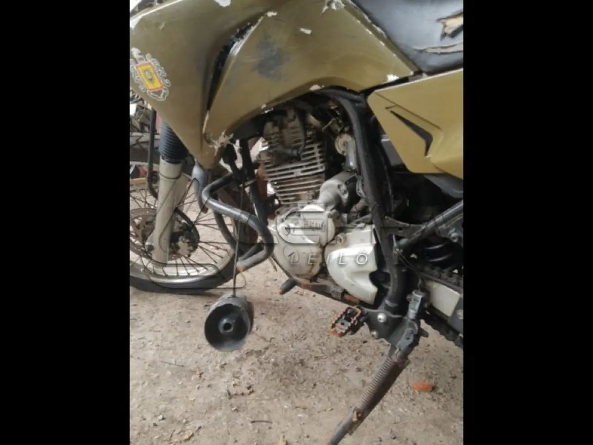LOTE 031 - YAMAHA/LAND ER XTZ 250