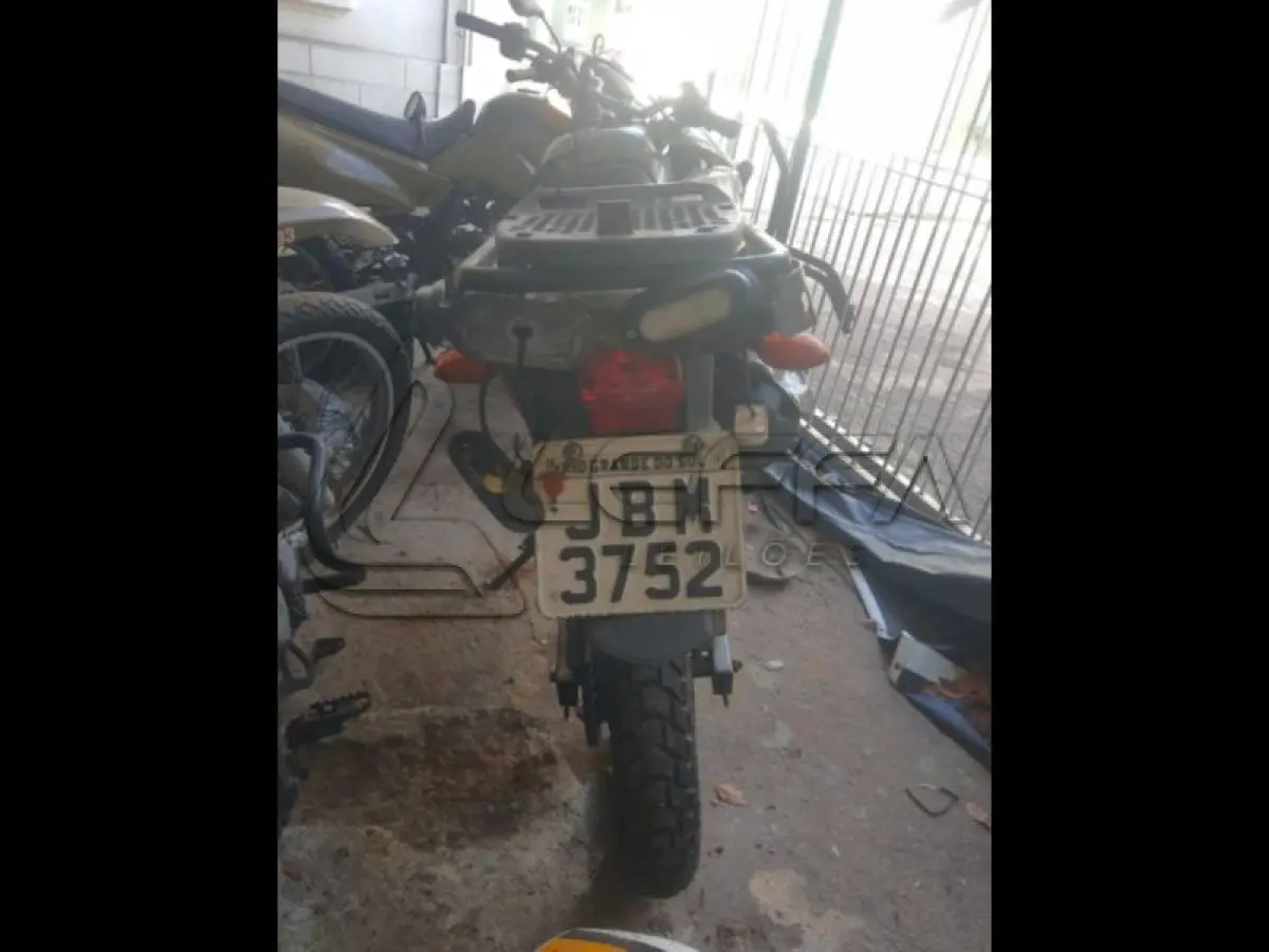 LOTE 029 - YAMAHA/LAND ER XTZ 250