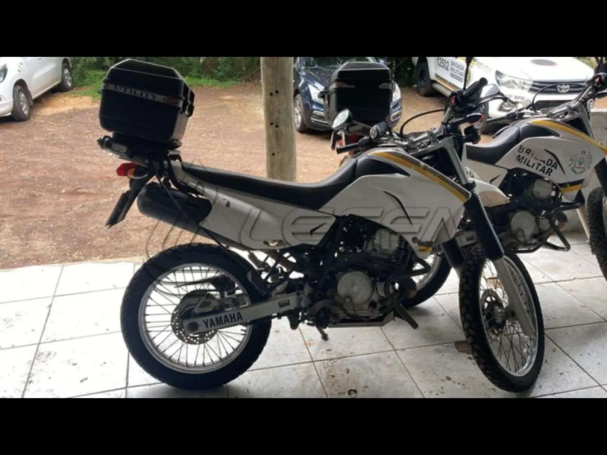 LOTE 043 - YAMAHA/LAND ER XTZ 250