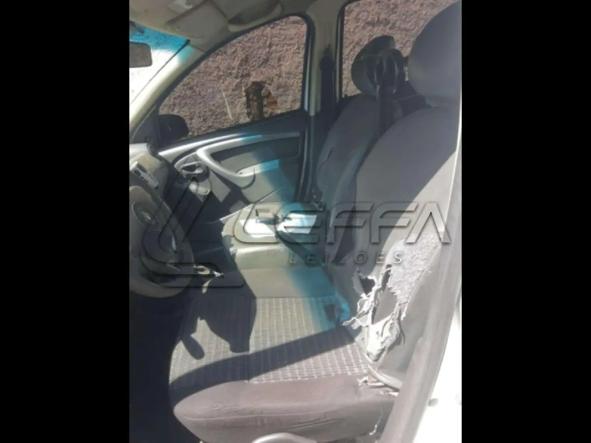 LOTE 035 - RENAULT/DUST ER 16 E 4X2