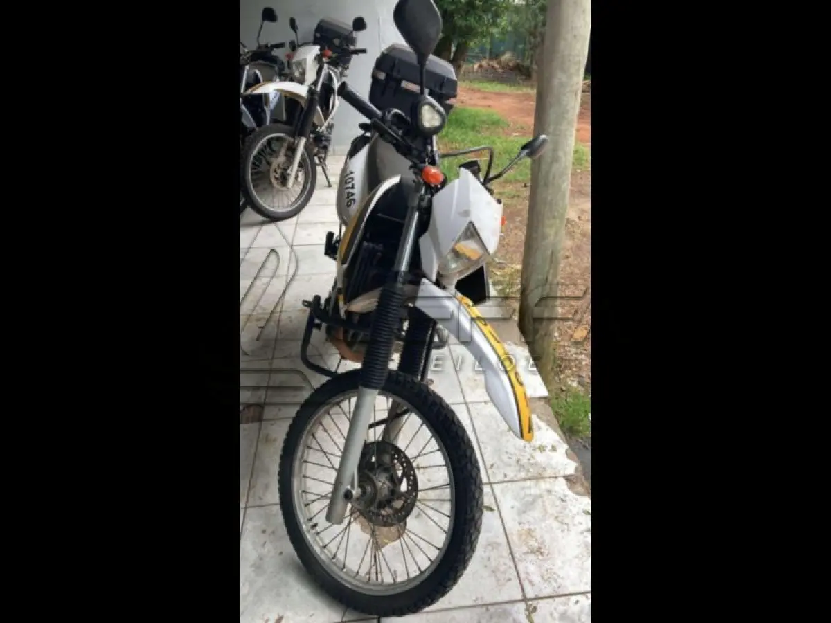 LOTE 041 - YAMAHA/LAND ER XTZ 250