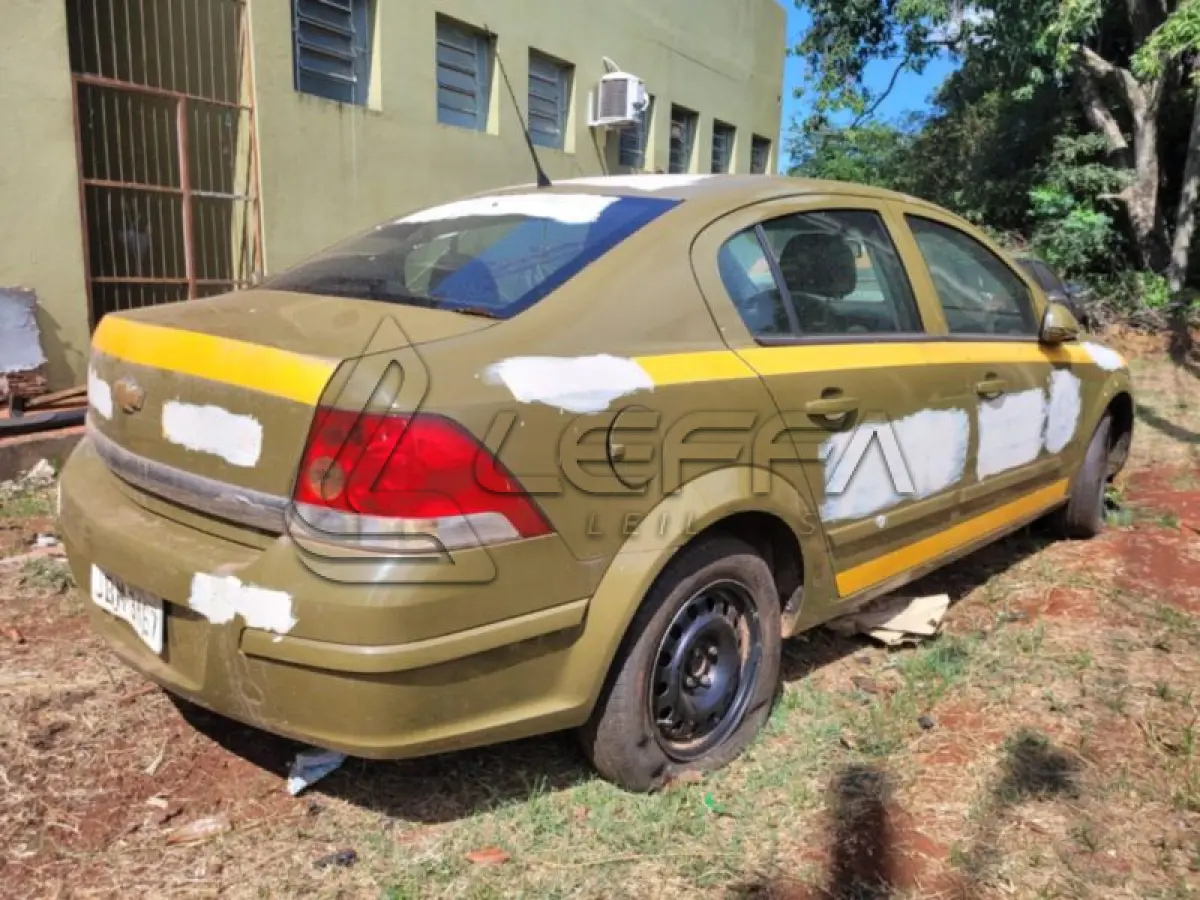 LOTE 008 - GM/VECTRA SD EXPRESSION