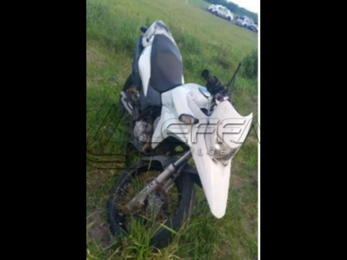 LOTE 084 - HONDA/XRE 300