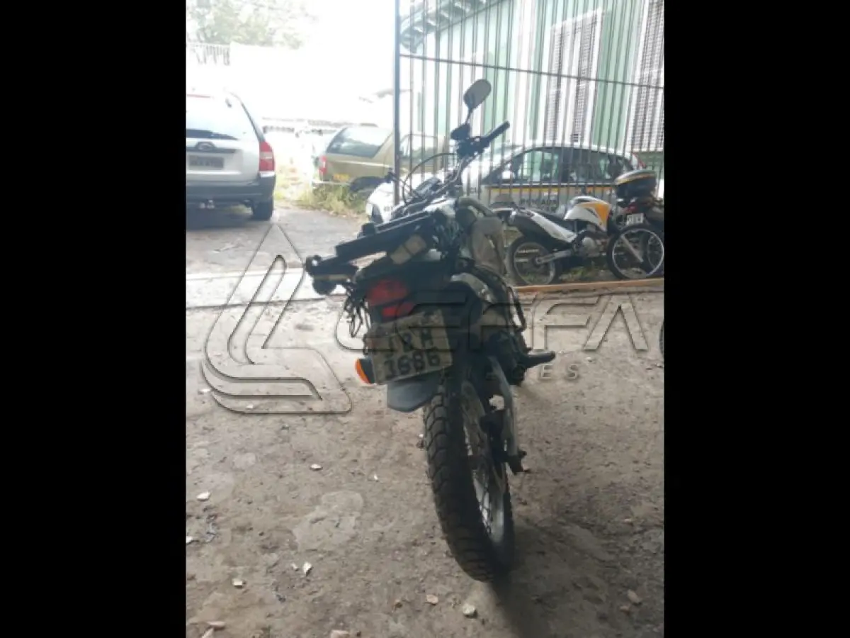 LOTE 031 - YAMAHA/LAND ER XTZ 250