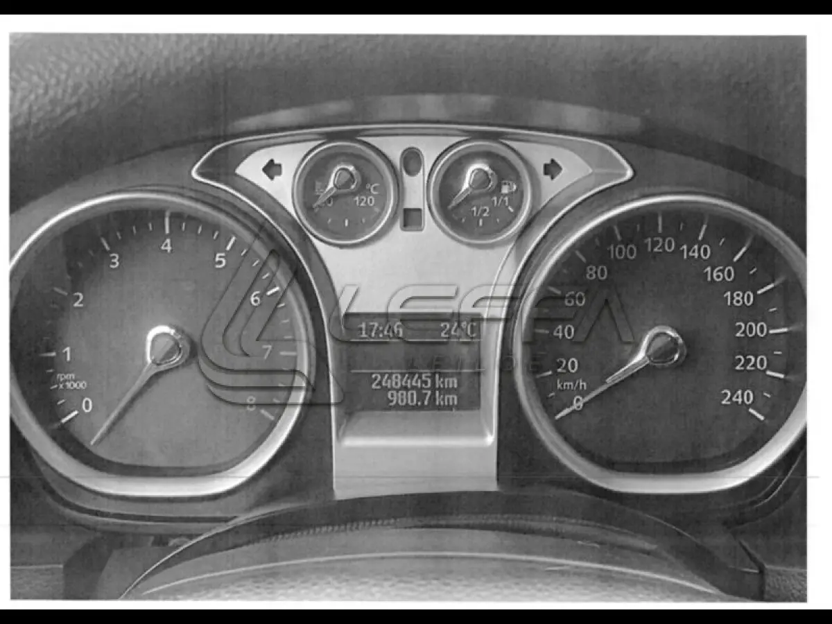 LOTE 075 - I/FORD FOCUS 2.0L FC