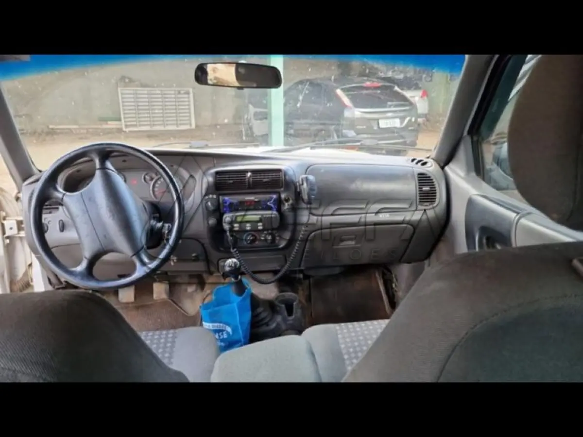 LOTE 059 - I/FORD RANGER XL 13P