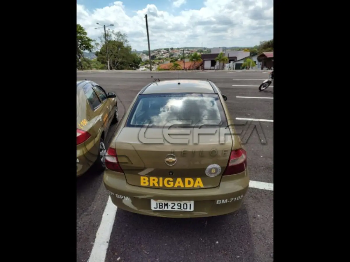 LOTE 143 - GM/PRISMA JOY