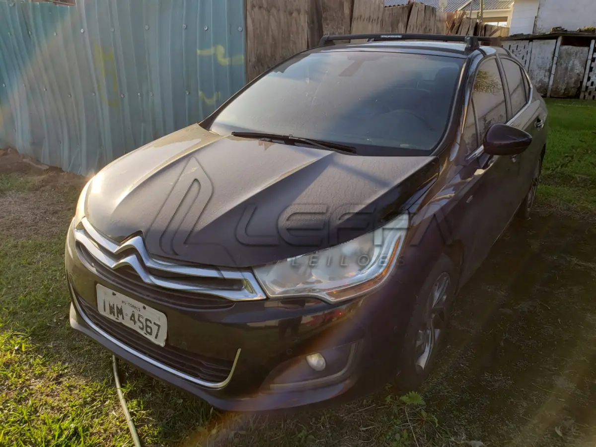 LOTE 001 - UM VEÍCULO I/CITROËN C4L A THP-EXCL, ANO 2013, MODELO 2014, PLACAS IWM-4567, COR PRETA, RENAVAM 1012462657