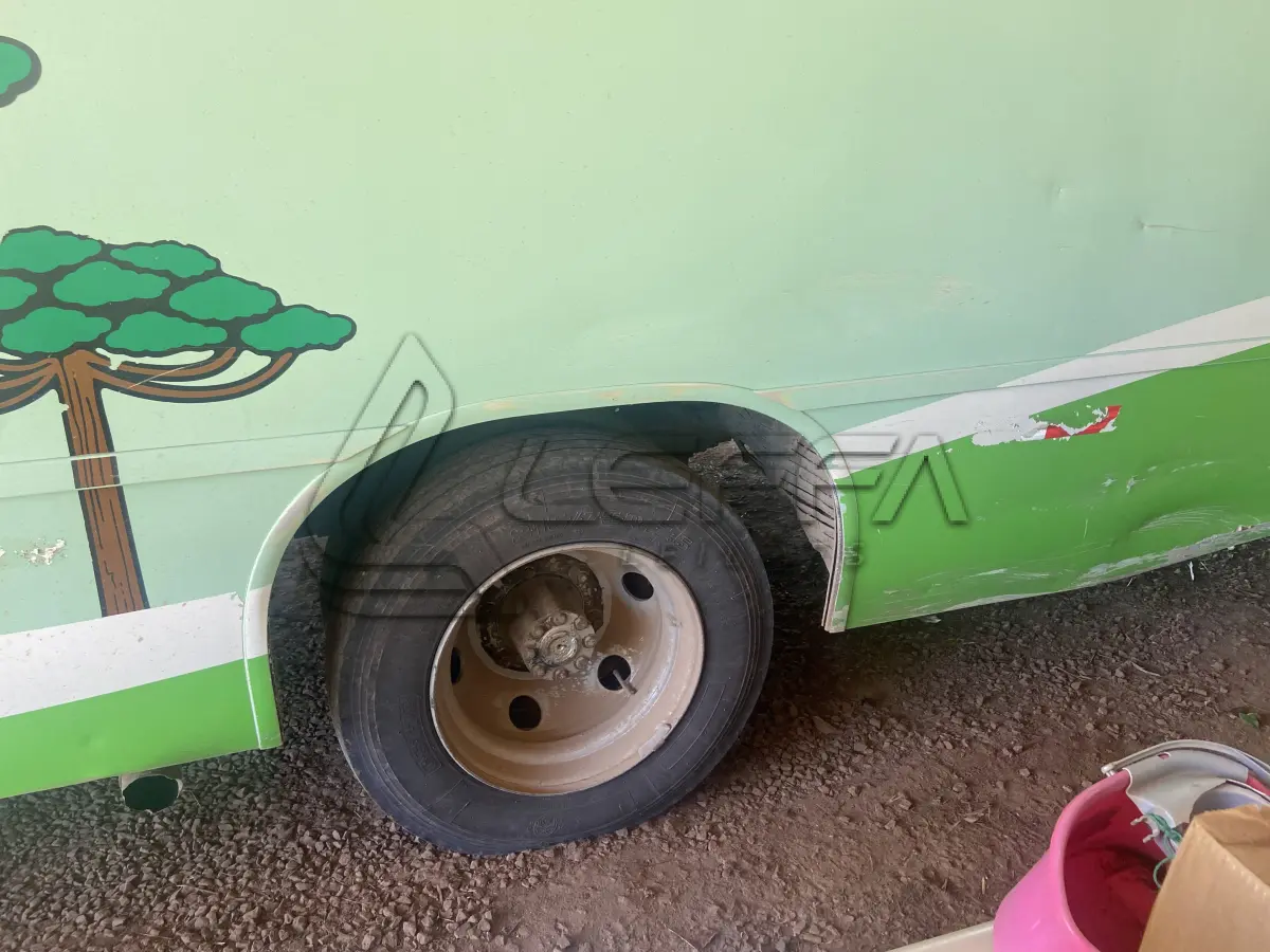 LOTE 001 - UM ÔNIBUS AGRALE/NEOBUS TH, DIESEL, PLACAS IQX-4618, ANO 2010, MODELO 2010