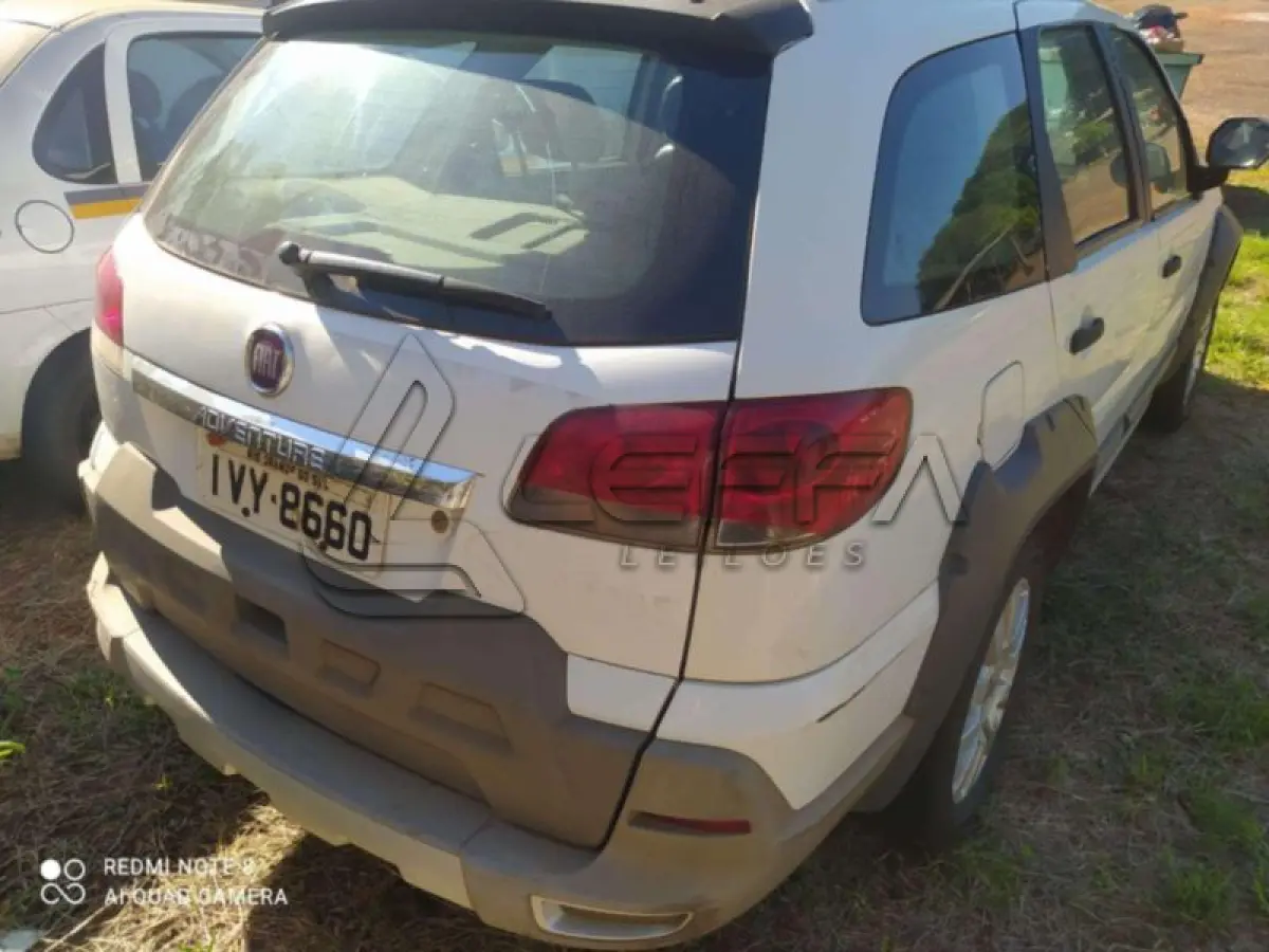 LOTE 208 - FIAT/WEEKEND ADVENTURE