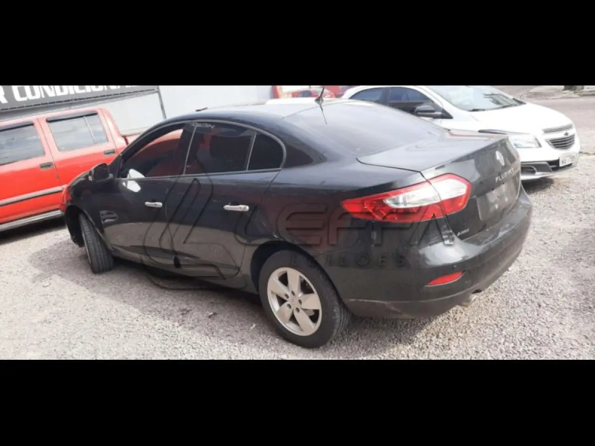LOTE 095 - I/RENAULT FLUENCE DYN20M