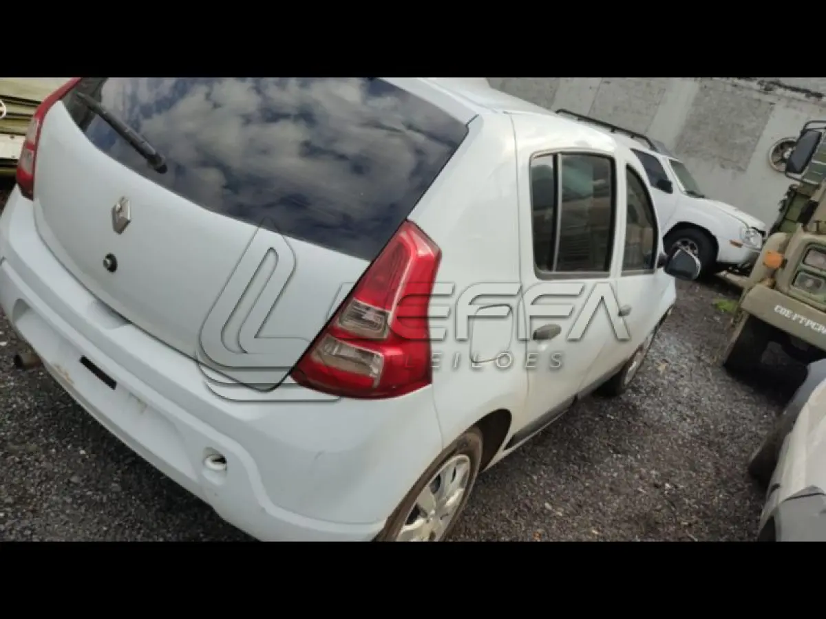 LOTE 199 - RENAULT/SAND ERO EXP 16HP