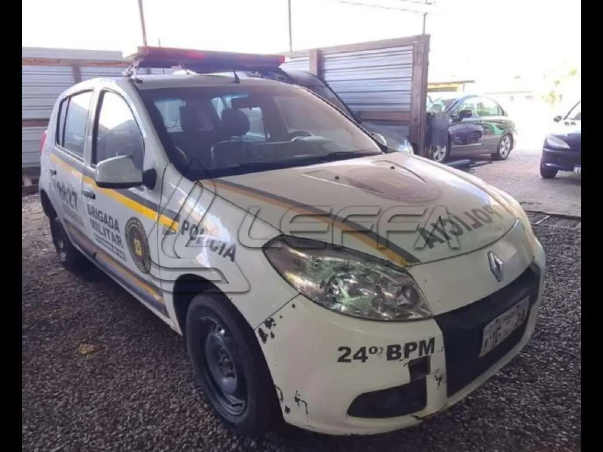 LOTE 180 - RENAULT/SAND ERO EXP 16HP