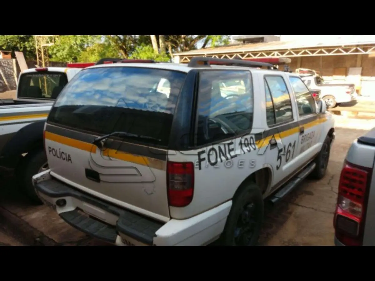 LOTE 099 - GM/BLAZER TORNADO