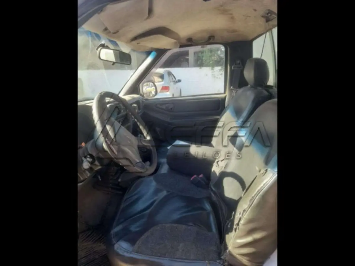 LOTE 111 - GM/S10 2.8 S