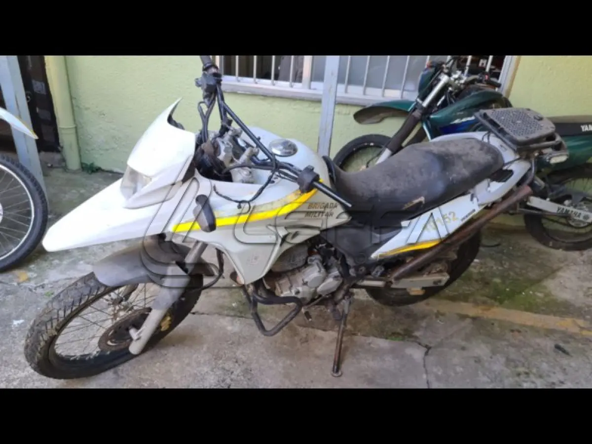 LOTE 177 - HONDA/XRE 300