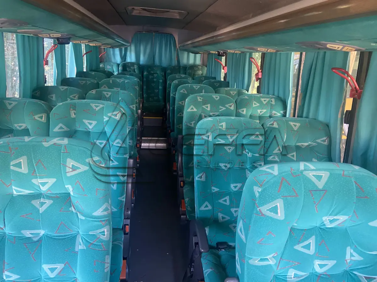 LOTE 001 - UM ÔNIBUS AGRALE/NEOBUS TH, DIESEL, PLACAS IQX-4618, ANO 2010, MODELO 2010