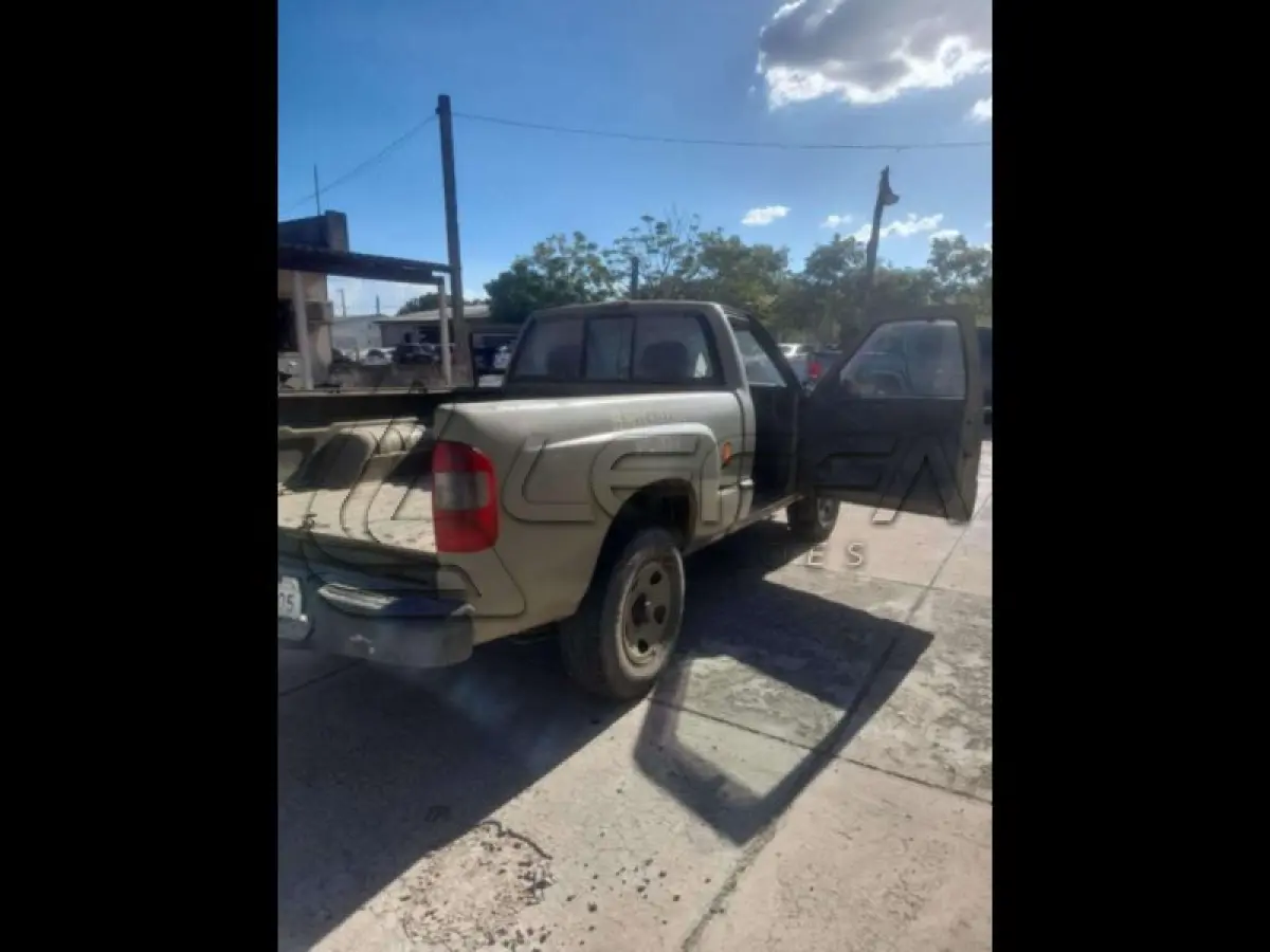 LOTE 111 - GM/S10 2.8 S