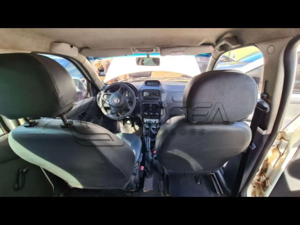 LOTE 182 - FIAT/WEEKEND ADVENTURE