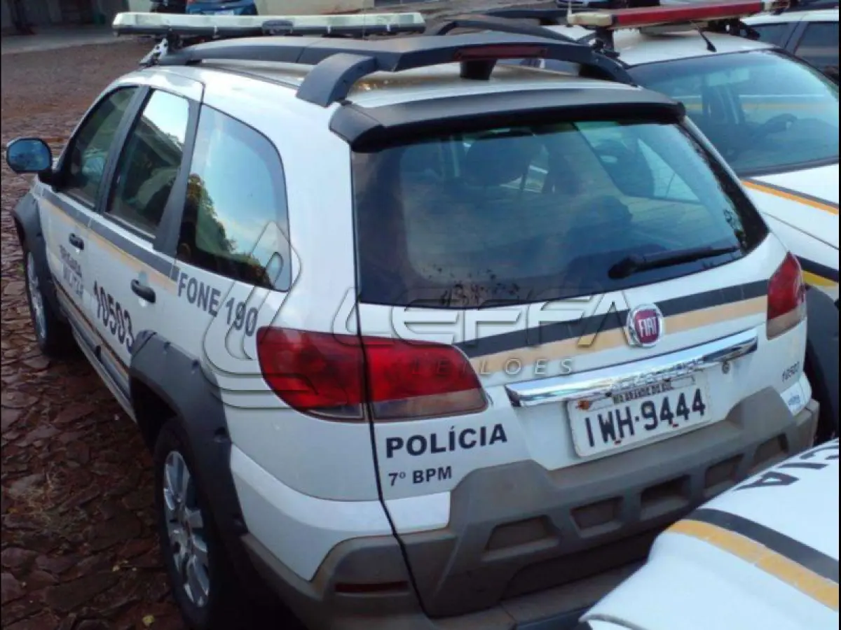 LOTE 161 - FIAT/WEEKEND ADVENTURE