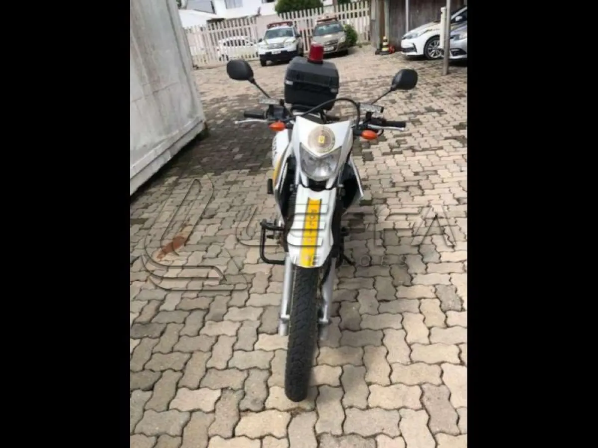 LOTE 193 - YAMAHA/LAND ER XTZ 250