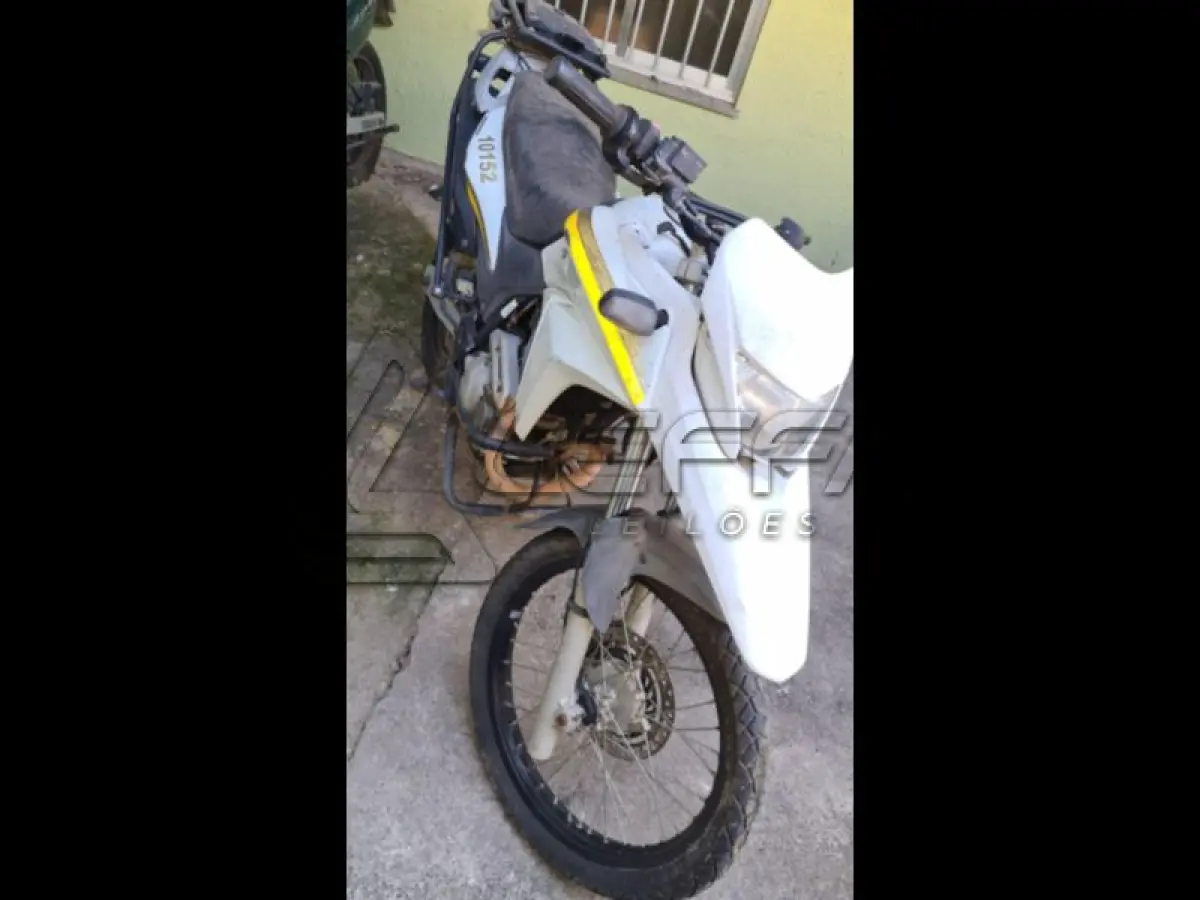 LOTE 177 - HONDA/XRE 300