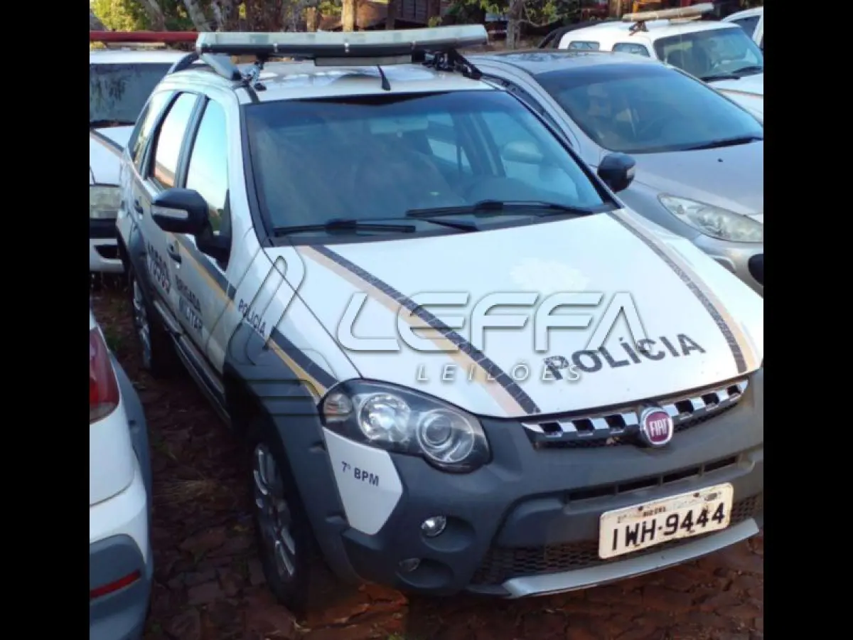 LOTE 161 - FIAT/WEEKEND ADVENTURE