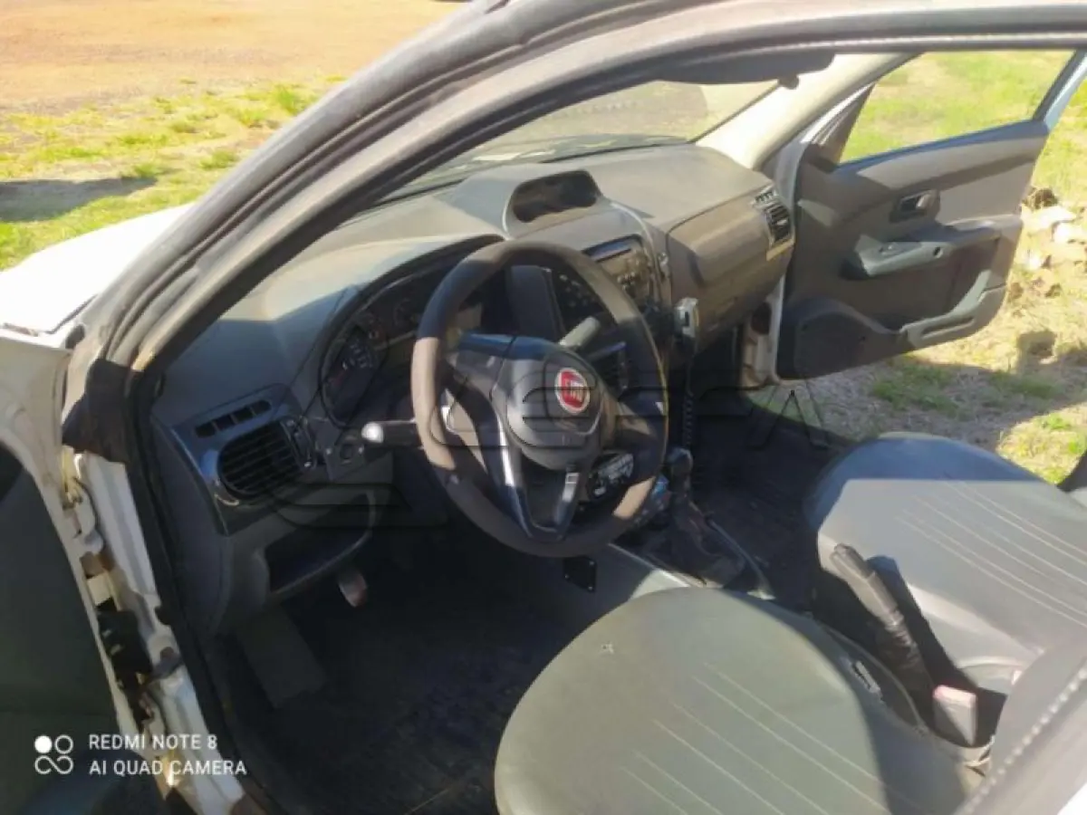 LOTE 208 - FIAT/WEEKEND ADVENTURE