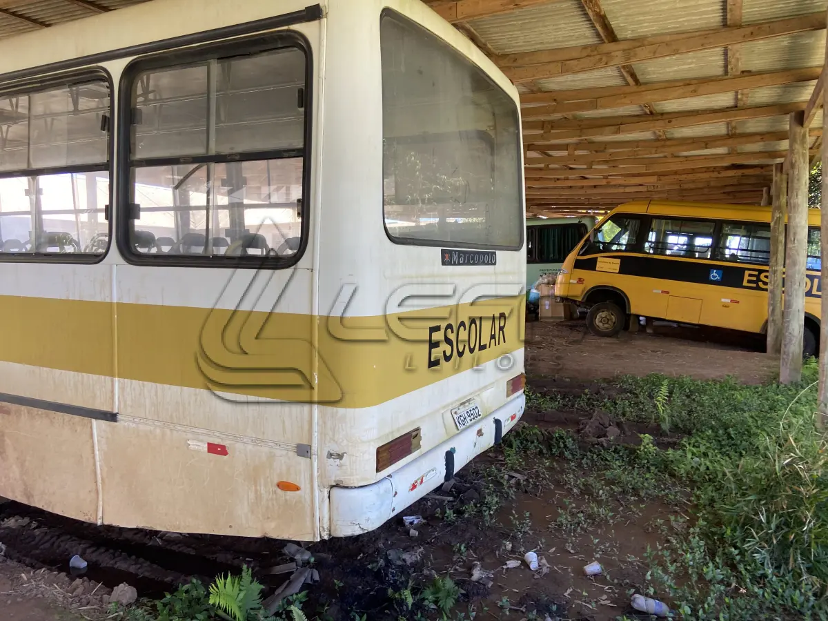 LOTE 002 - UM ÔNIBUS MERCEDES BENZ/OF 1620, DIESEL, PLACAS KGH-9502, ANO 1996, MODELO 1997 (SEM FUNCIONAMENTO)