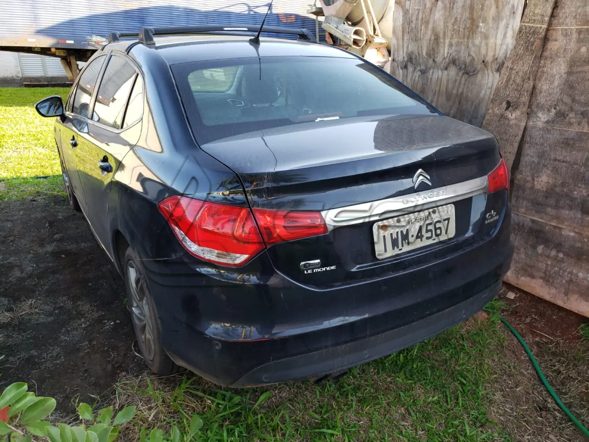 LOTE 001 - UM VEÍCULO I/CITROËN C4L A THP-EXCL, ANO 2013, MODELO 2014, PLACAS IWM-4567, COR PRETA, RENAVAM 1012462657