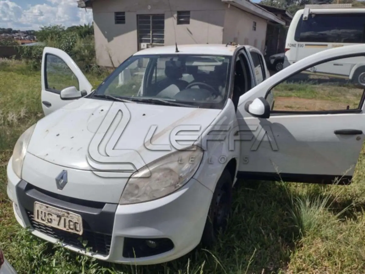 LOTE 206 - RENAULT/SAND ERO EXP 16HP