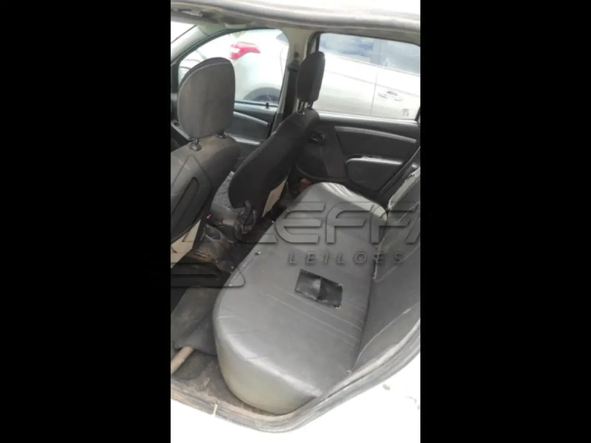 LOTE 164 - RENAULT/DUST ER 16 E 4X2