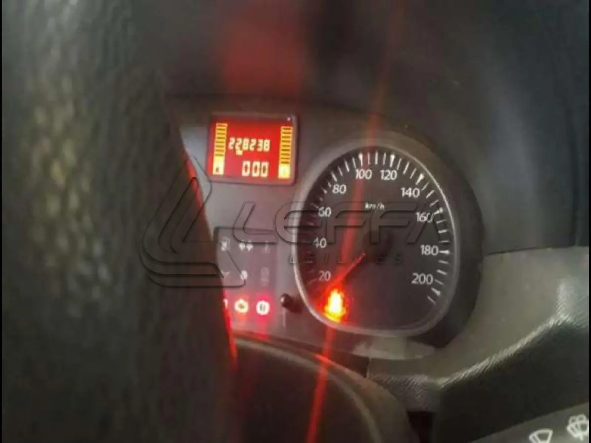 LOTE 215 - RENAULT/DUST ER 16 E 4X2