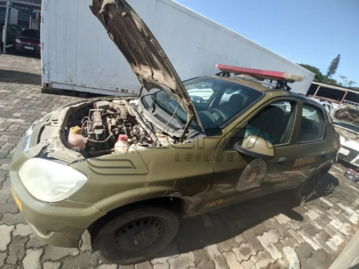 LOTE 192 - GM/PRISMA JOY