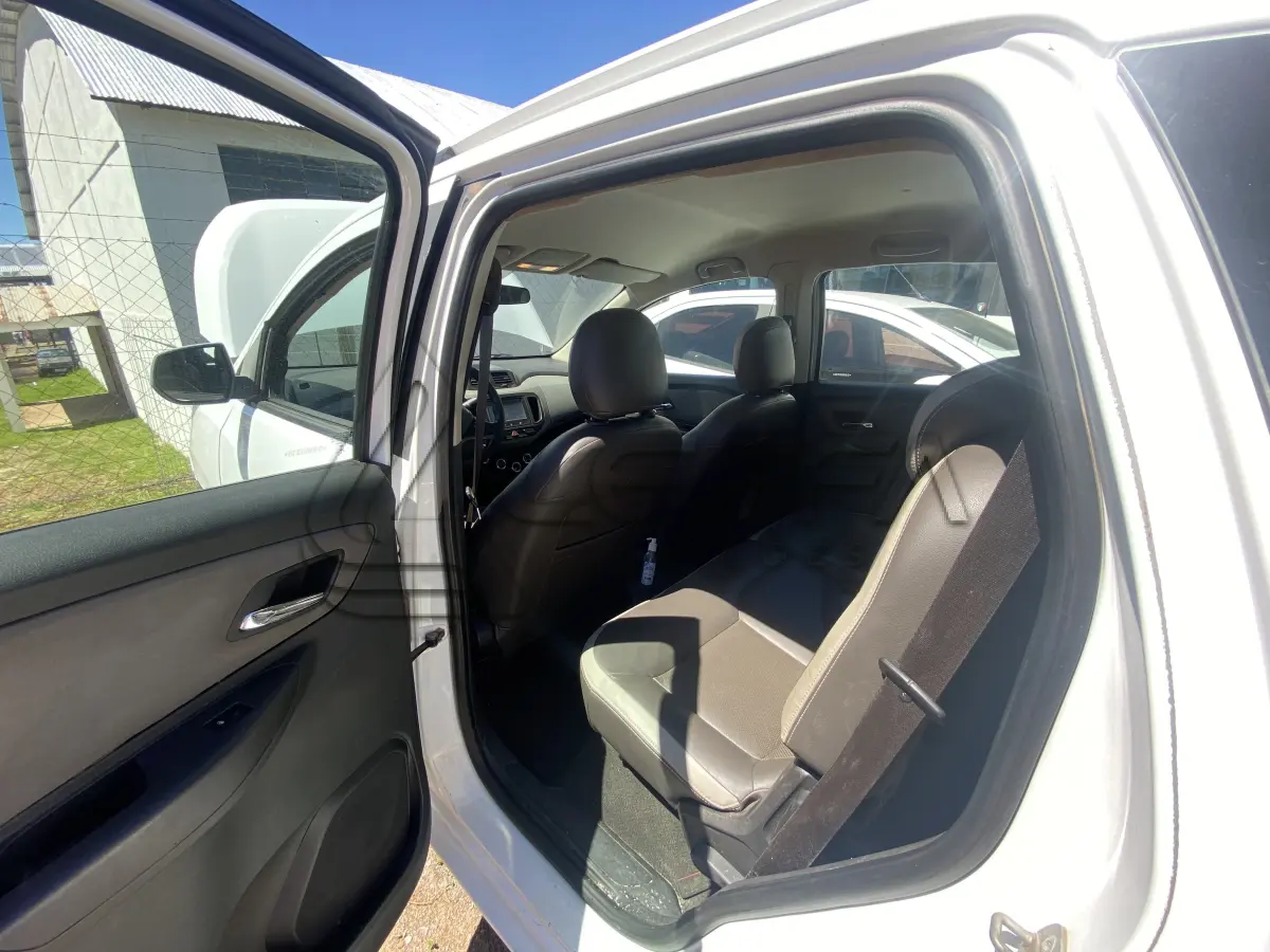 LOTE 008 - UM VEÍCULO CHEVROLET/SPIN 1.8 LTZ, FLEX, PLACAS IXH-6791, ANO 2016, MODELO 2016