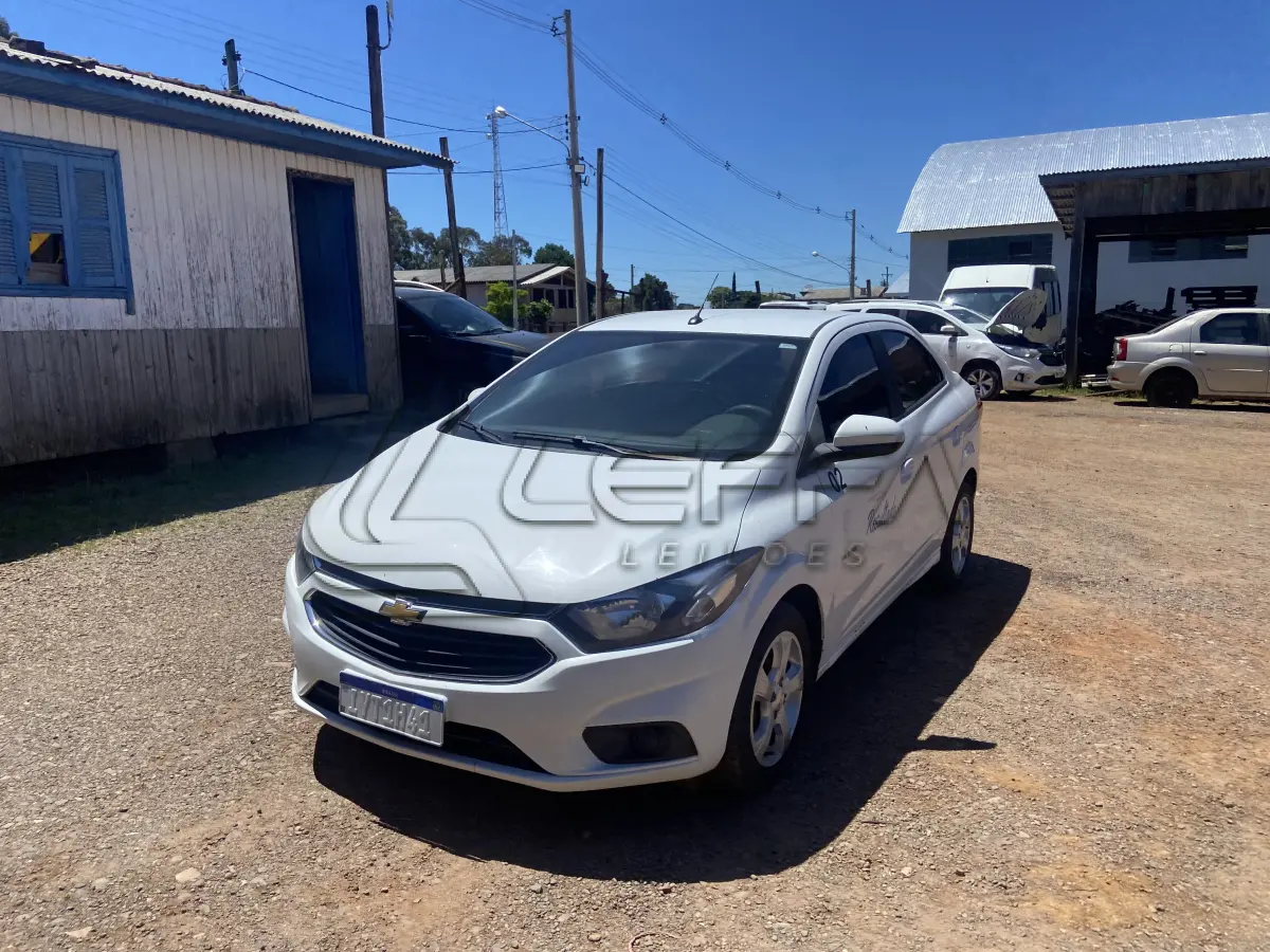 LOTE 019 - UM VEÍCULO CHEVROLET/PRISMA 1.4 MT LT, FLEX, PLACAS IYT1H41, ANO 2018, MODELO 2019