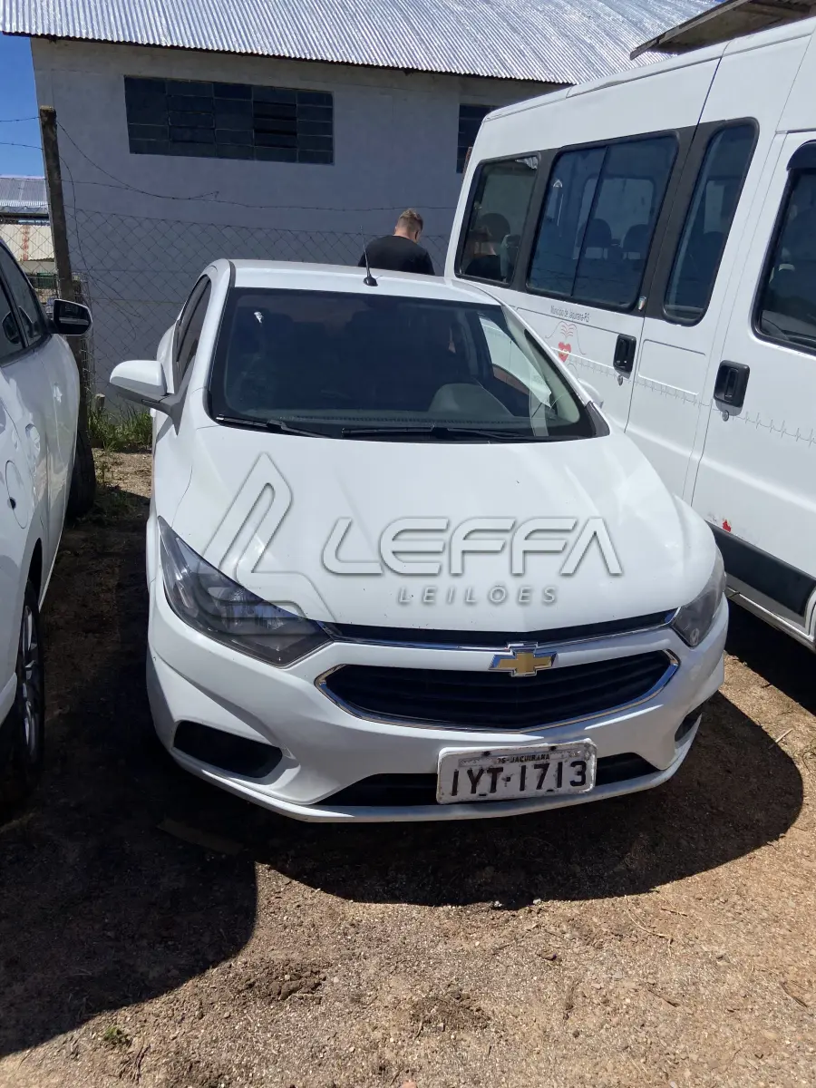 LOTE 007 - UM VEÍCULO CHEVROLET/PRISMA 1.4 MT LT, FLEX, PLACAS IYT-1713, ANO 2018, MODELO 2019